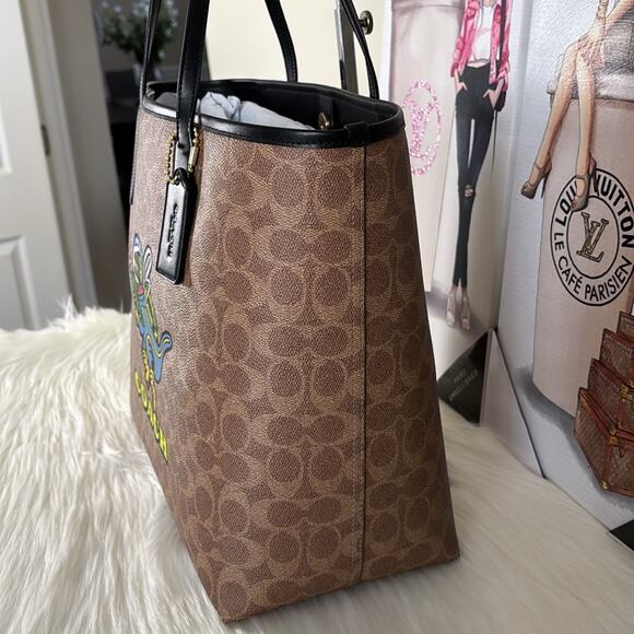 NWT Coach Cosmic City Tote Bag In Signature Canvas With Rexy Print - Picture 2 of 9